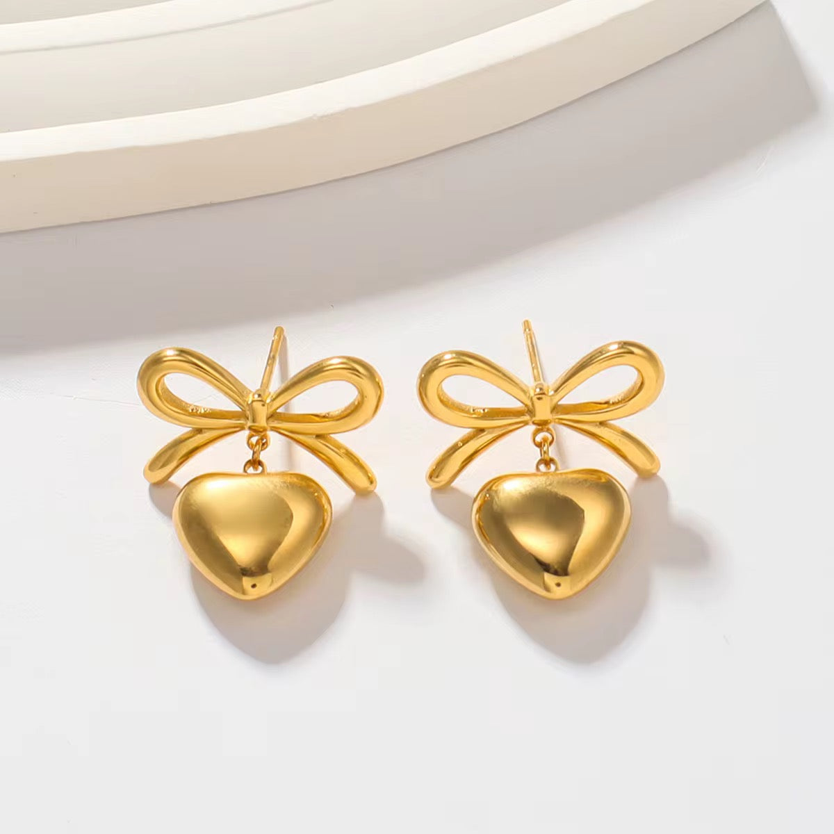 Bow heart Earring 18 krt Gold Plated Jewelry